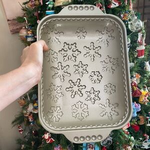 Nordic Snowflake Baking Pan